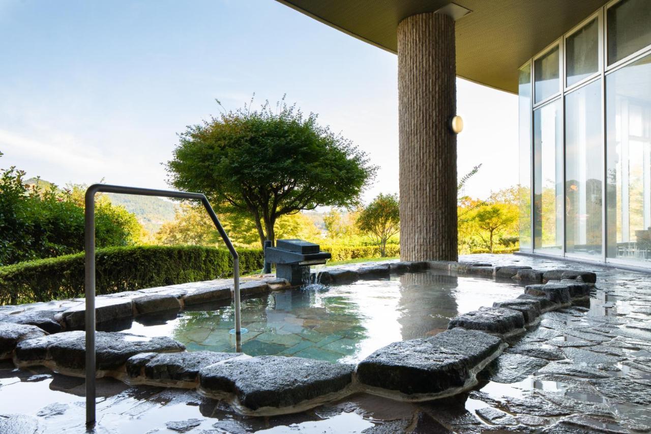 Enakyo Onsen Hotel Yuzuriha Esterno foto