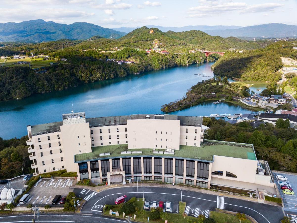 Enakyo Onsen Hotel Yuzuriha Esterno foto