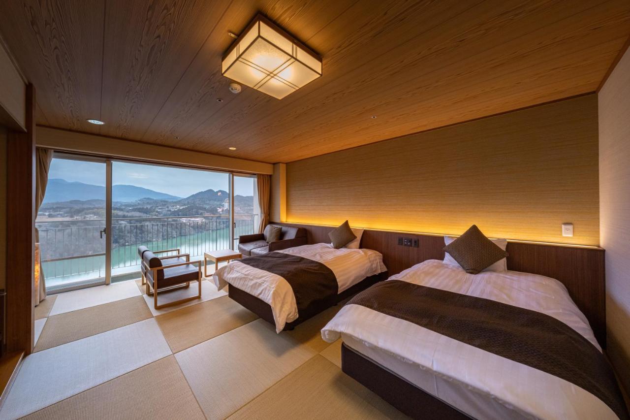 Enakyo Onsen Hotel Yuzuriha Esterno foto